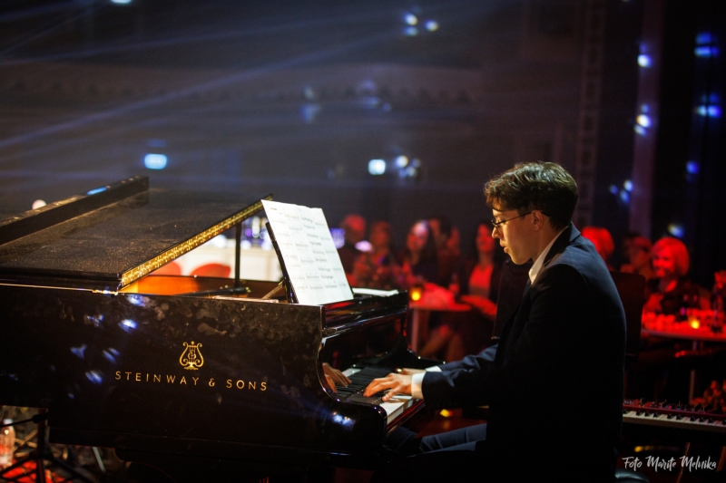 Operetes festivālā uzstāsies pianists Matīss Žilinskis