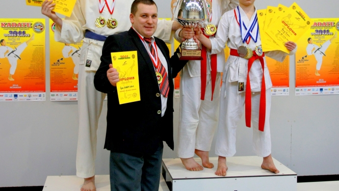 Čempionāta galvenā balva “Ogres kauss 2011” paliek Ogrē