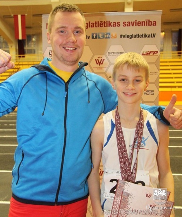 Mūsu vieglatlētiem 12 medaļas Latvijas čempionātā telpās