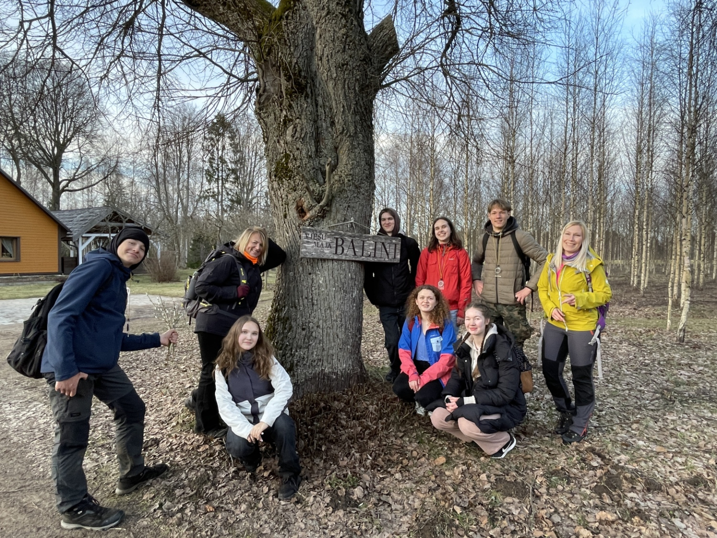 Ogres jauniešu iniciatīvas biedrības “Talantu kalve” jauniešu līderu grupa īstenojuši līdzdalības projektu "Jaunieši – pilsētas dizaineri"