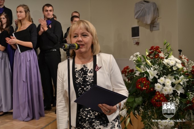 Latvijas valsts svētkos pasniedz apbalvojumu “Ogres goda pilsonis”