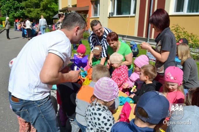 PII “Cīrulītis” top krāšņs puķu fejas dārzs