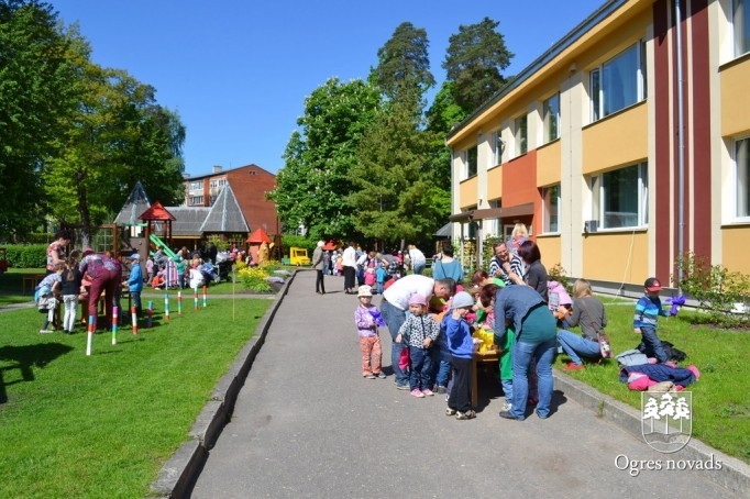 PII “Cīrulītis” top krāšņs puķu fejas dārzs