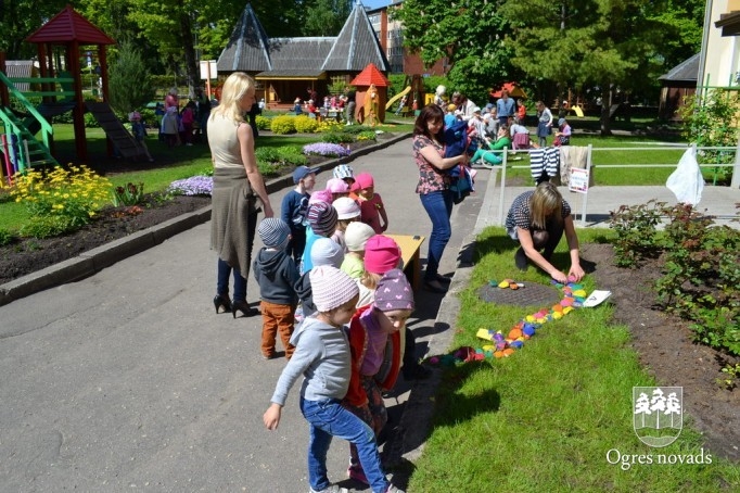 PII “Cīrulītis” top krāšņs puķu fejas dārzs