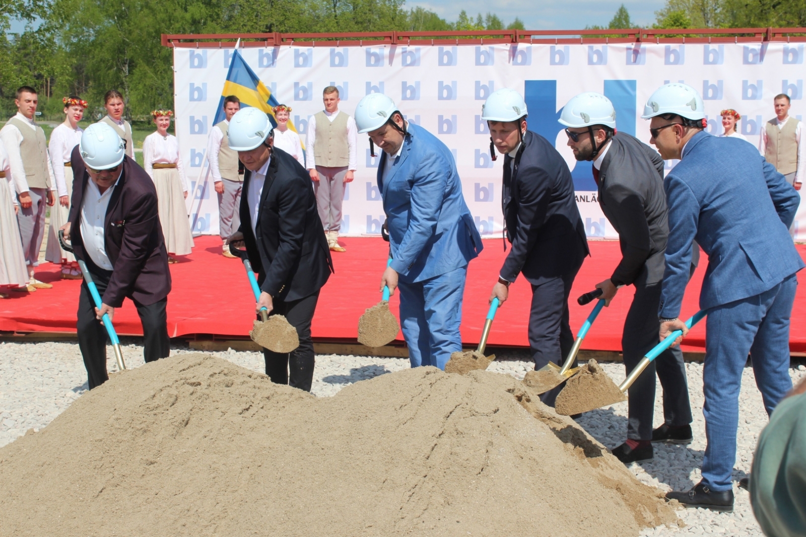 Jaunas rūpnīcas būvniecības sākums Elkšņos jeb Pirmās lāpstas svētki. 12.05.2023,