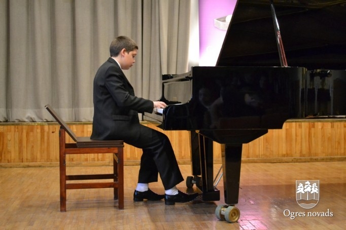 Ogres Mūzikas skolas "Gada balva 2015"