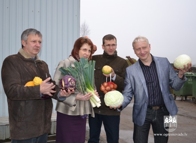 Kooperatīvās sabiedrības „Mūsmāju dārzeņi” biedri saņem starptautiska mēroga sertifikātus, pirmos Latvijā