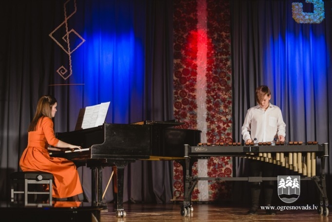 Madlienas mūzikas un mākslas skola atzīmē 30 gadu jubileju