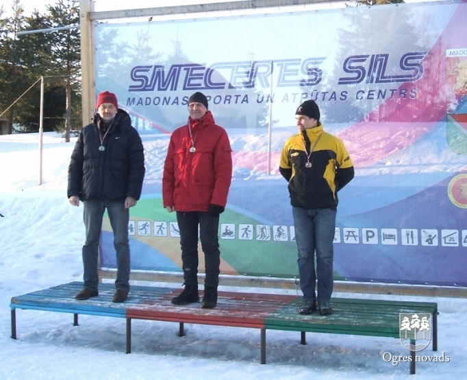 Ogres orientieristiem medaļas Latvijas čempionātā