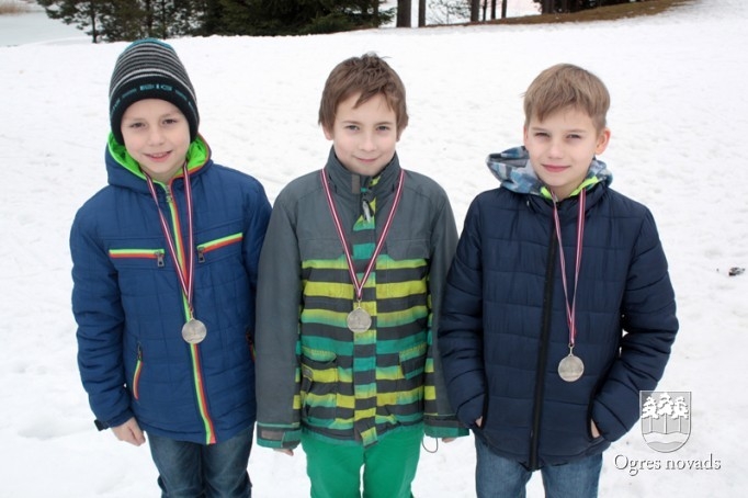Mūsu ziemas orientieristiem medaļu birums Latvijas čempionātā