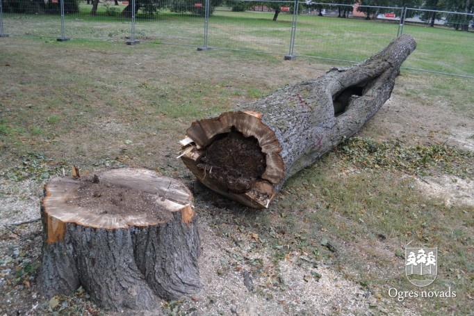 Uzsākta represēto piemiņas vietas labiekārtošana