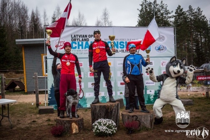 Pasaules kausa posmā kamanu suņu sportā Latvijai četras uzvaras