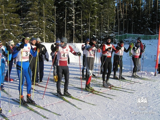 Ogres senioriem astoņas medaļas LSVS slēpošanas sacensībās