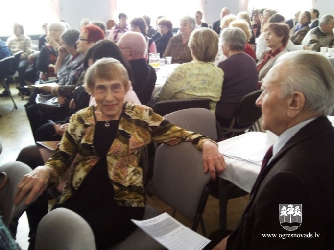 Ogres novada pārstāvji piedalās senioru forumā Valmierā