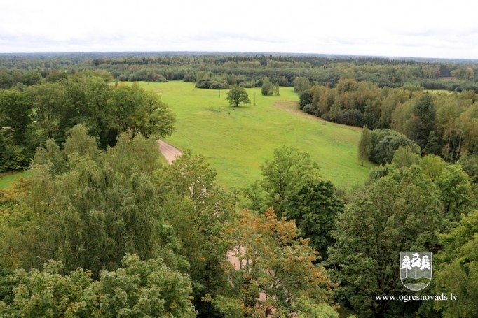 Dullā Daukas taka un skatu tornis