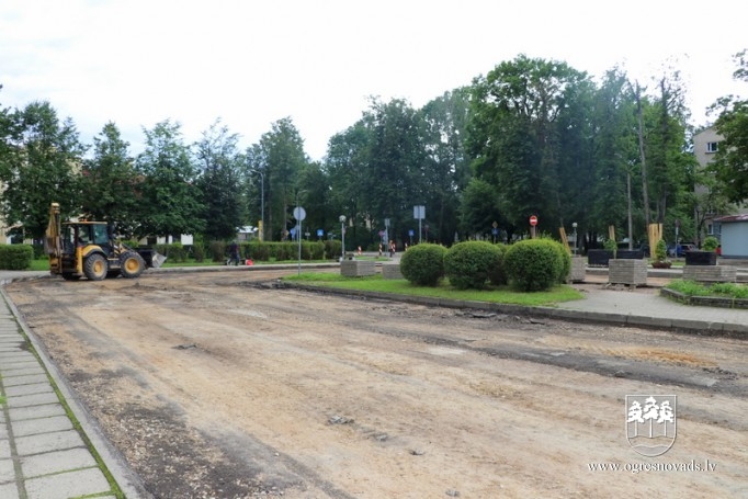 Skolas ielā rit pārbūves darbi, transporta kustība slēgta (08.07.2020.)
