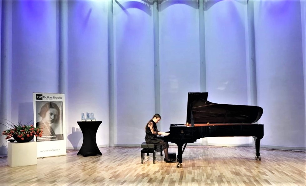 Ikšķiles jauno pianistu panākumi Lūcijas Garūtas konkursā
