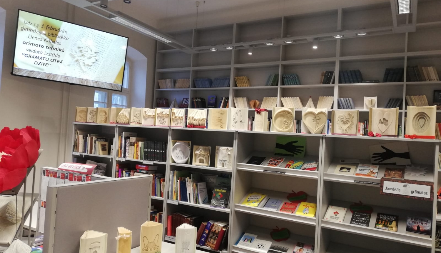 Ogres Centrālās bibliotēkas izstāde Liepājā